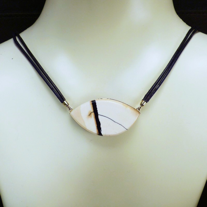 Mammut-Collier cremefarben