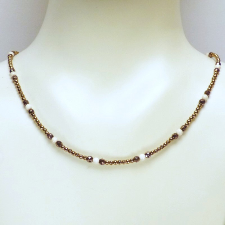 zartes Collier mit Hämatit und Mammutperlen