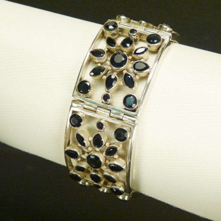Silberarmband mit schwarzem Onix