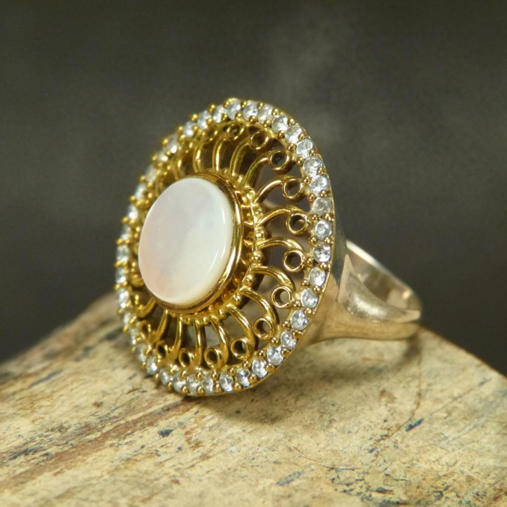Silberring mit Perlmutt und Zirkonia W19,5