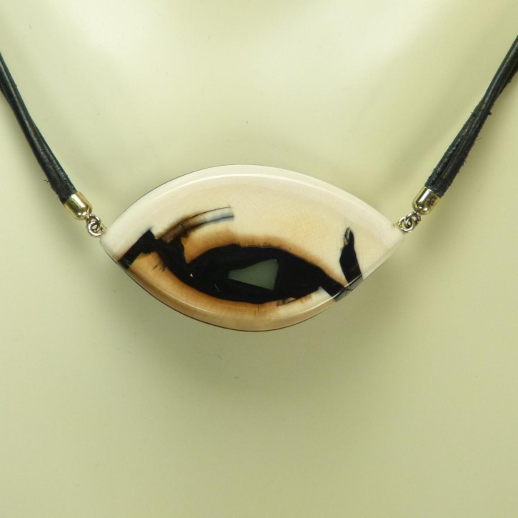 Mammut-Collier mit Jade