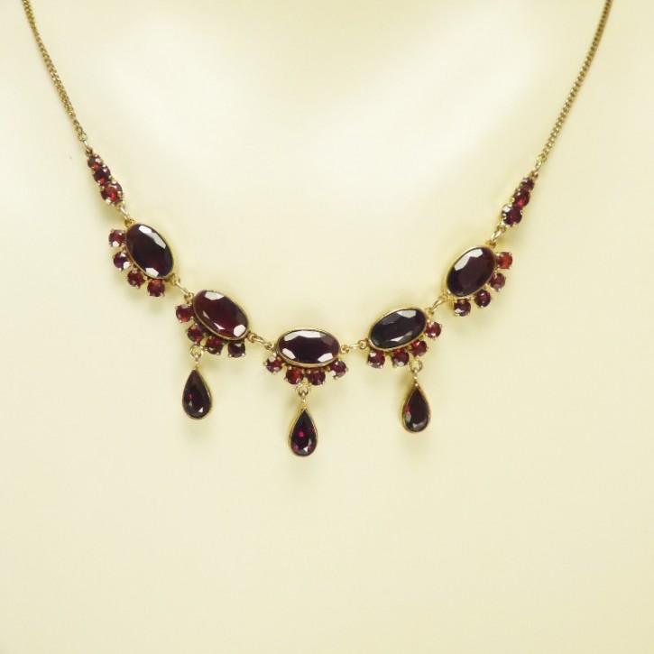 Collier mit Granat Silber vergoldet