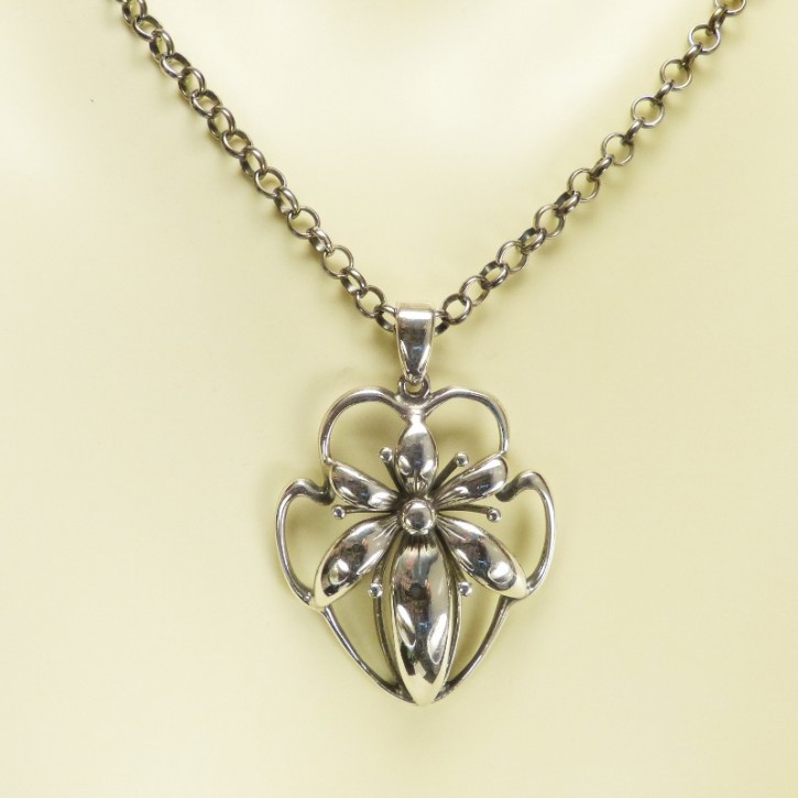 Silber-Collier im Jugendstil