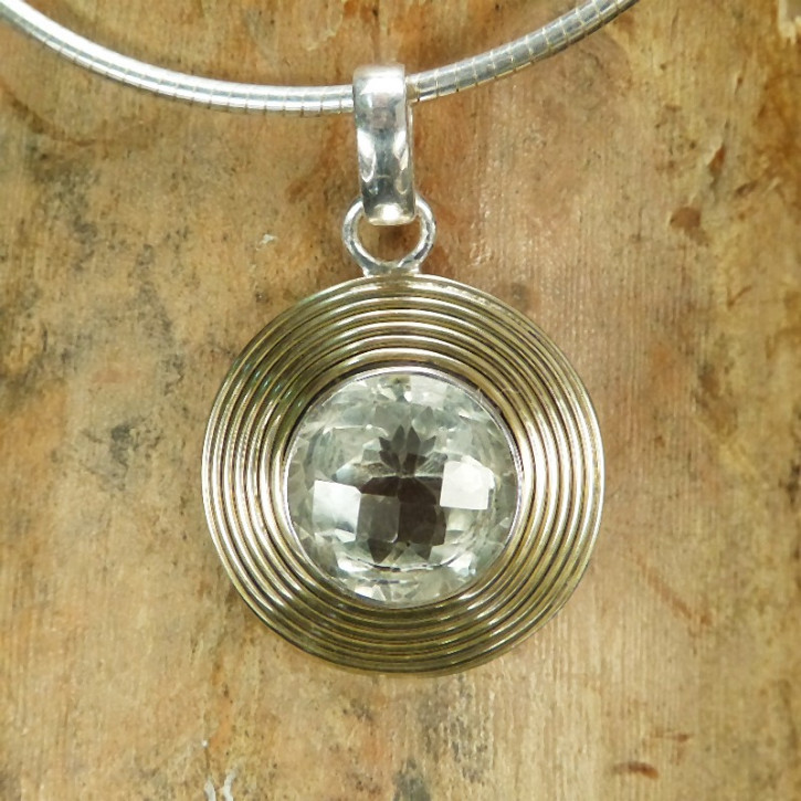 Silberanhänger mit Peridot