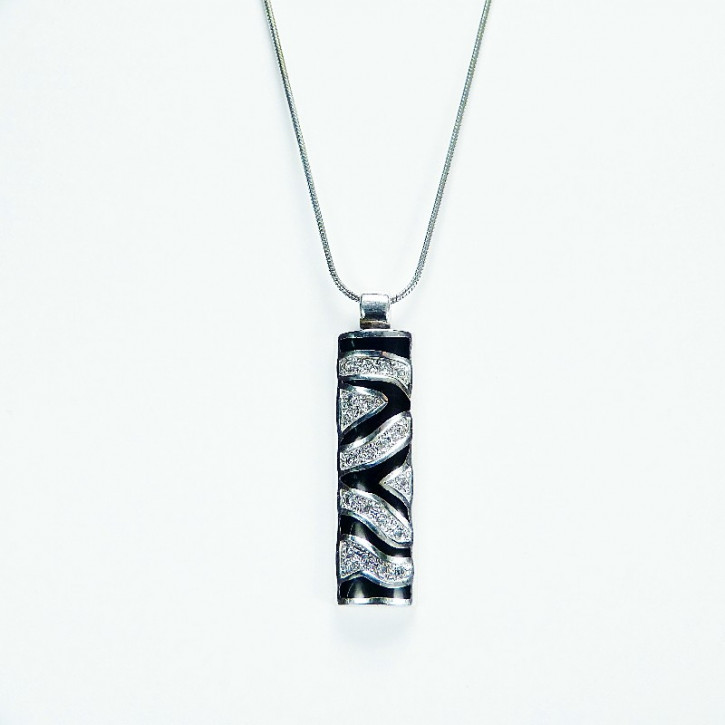 Silberanhänger mit Zirkonia und Emaille