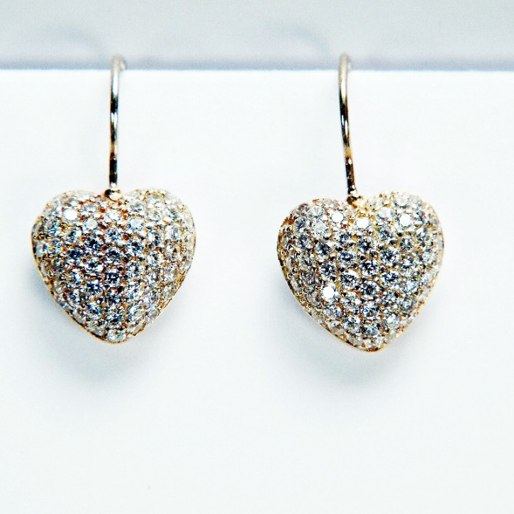 Herzohrringe aus Silber mit Zirkonia