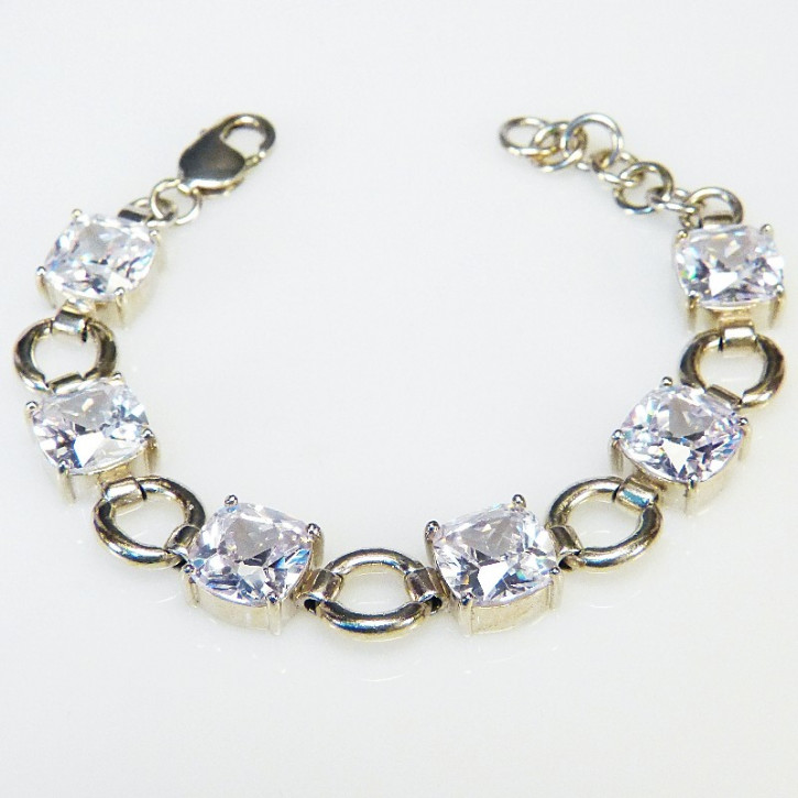 Silberarmband mit weißen Zirkonia