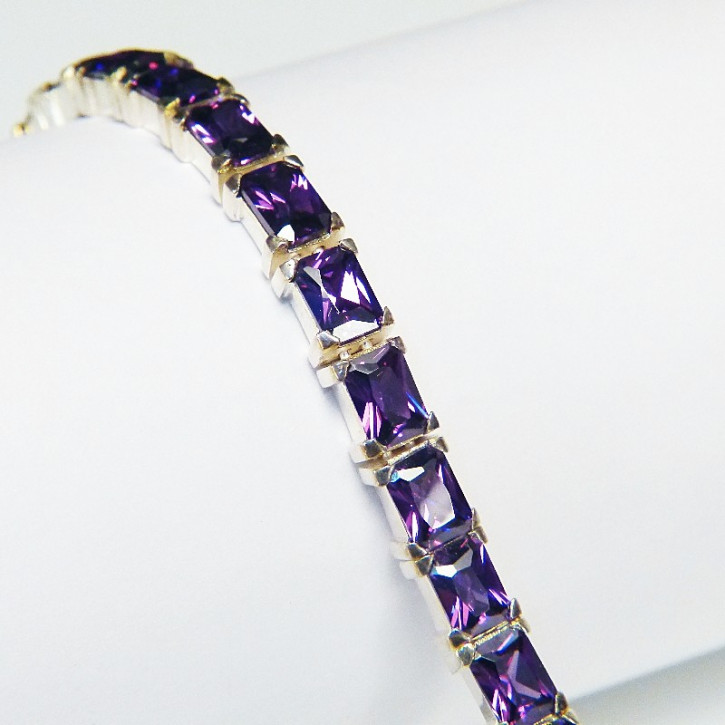 Tennisarmband mit Zirkonia