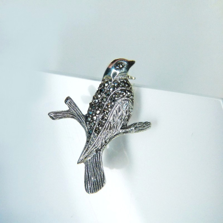 Silberbrosche "Vogel" mit Markasit