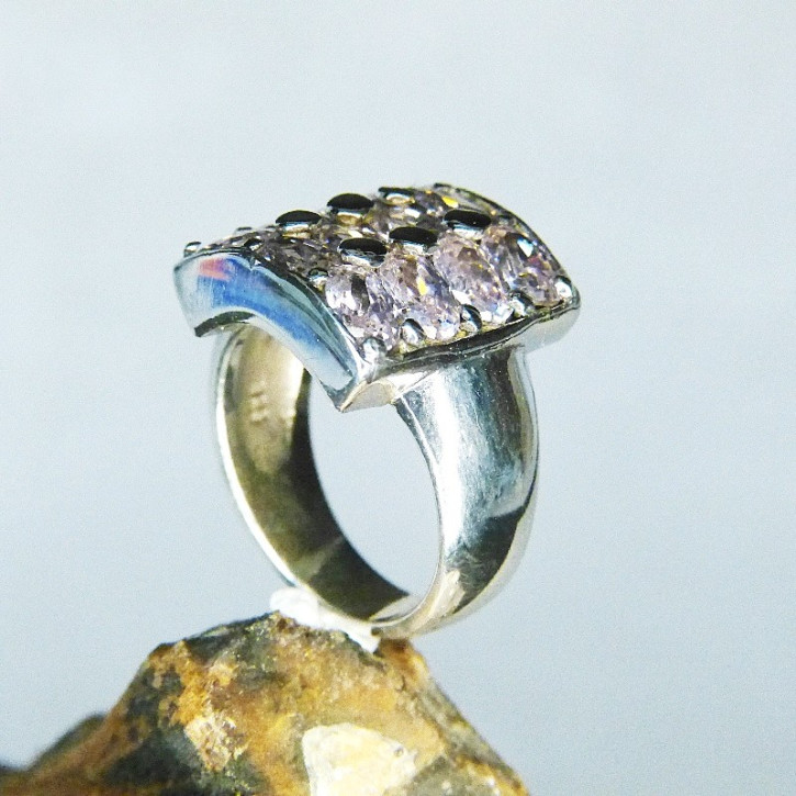 Silberring mit Pink Zirkonia W19