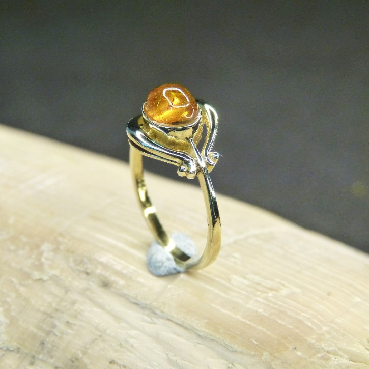 Goldring 333/- mit Bernstein W18,2