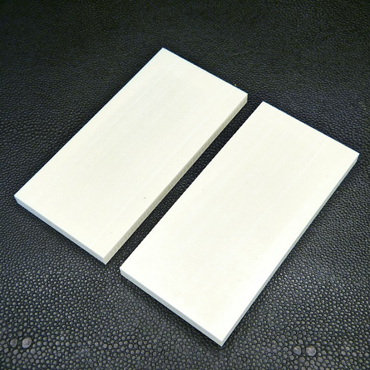 1 Paar Kasein-Griffschalen ca. 95x46x6mm