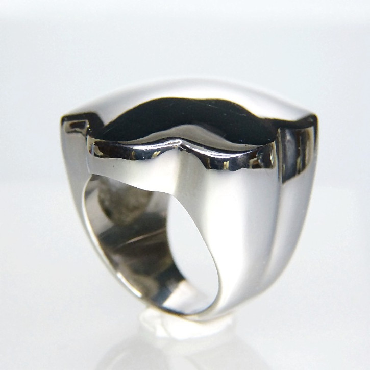 massiver Edelstahlring gewellt Größe 56 (Ø ca. 17,8 mm)
