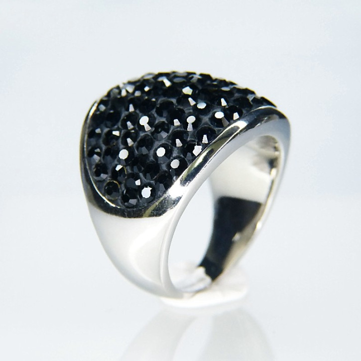 Edelstahlring mit schwarzen Steinen W 19,1