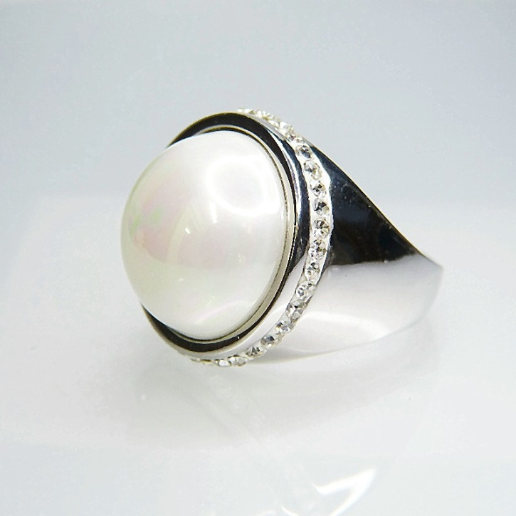 Edelstahlring mit "Perle"