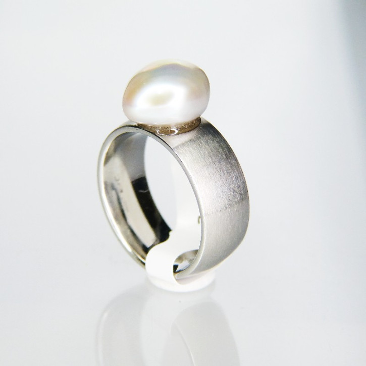 Edelstahlring mit Zuchtperle W 17,8