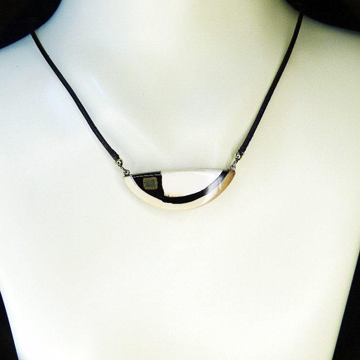 kleines Mammut-Collier mit Jade