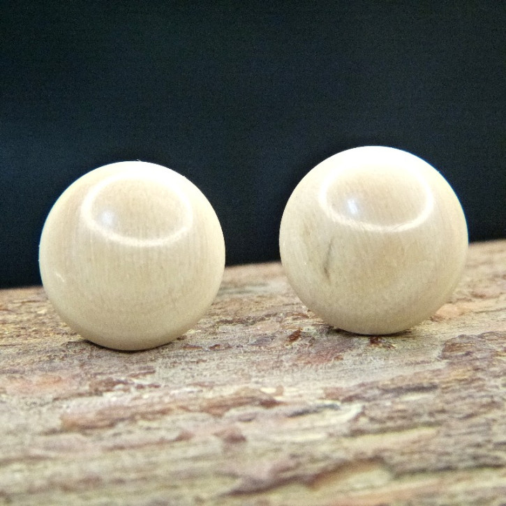Bouton-Ohrstecker aus dunklerem Mammut ca. 16mm