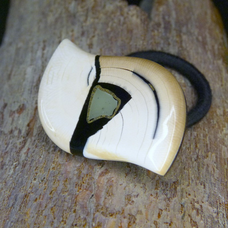 Mammut-Haarschmuck mit Gummi
