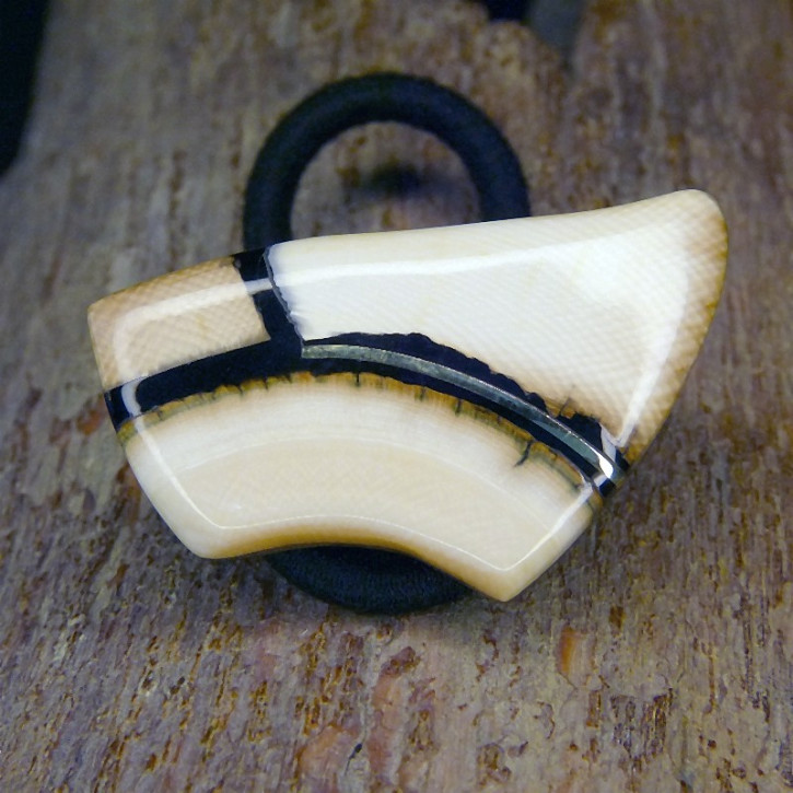 Mammut-Haarschmuck mit Gummi