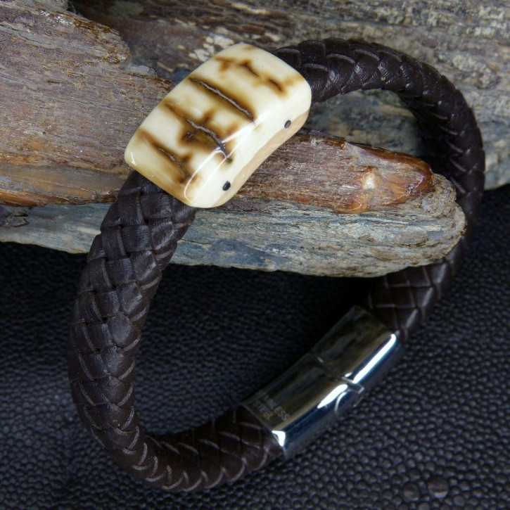 Flechtlederarmband mit Mammut-Rinde