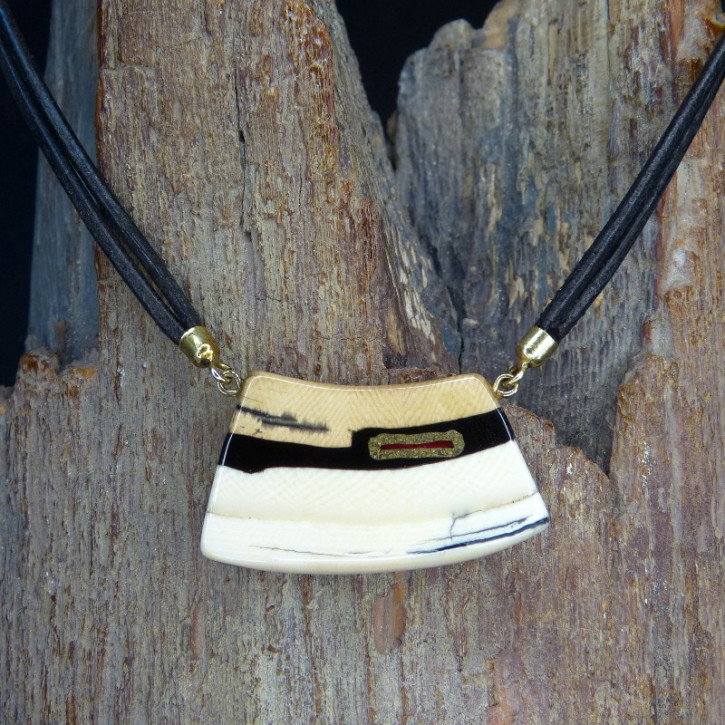 kleines Mammut-Collier mit Achat