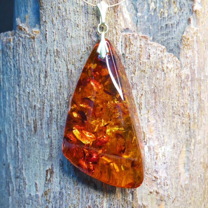 toller Bernsteinanhänger mit Goldöse 585/-