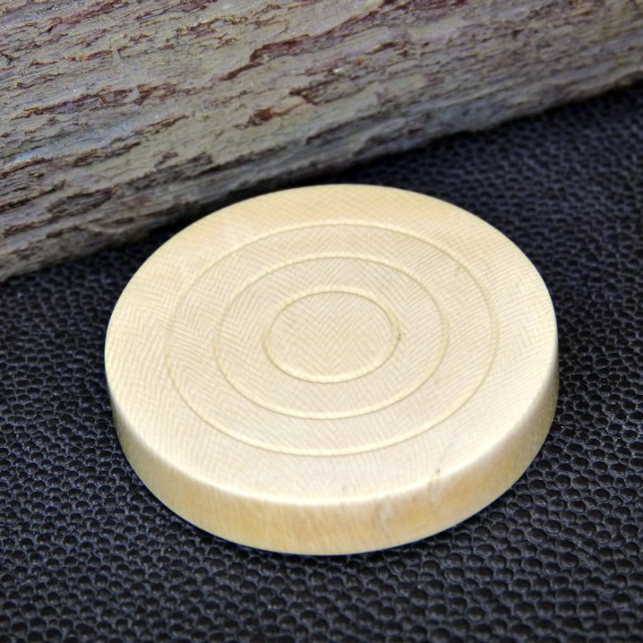 Carrom-Striker aus Mammutelfenbein