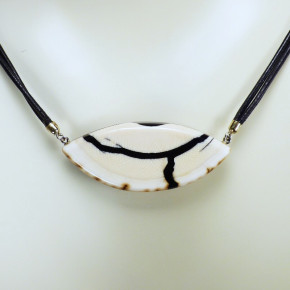 Mammut-Collier mit schöner Außenrinde