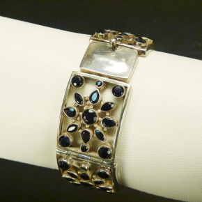 Silberarmband mit schwarzem Onix