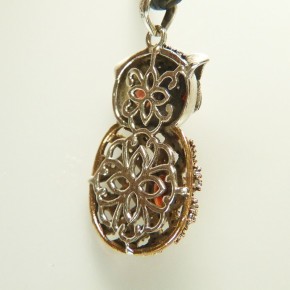 Anhänger Eule 925/- mit Weißtopasen und Granat
