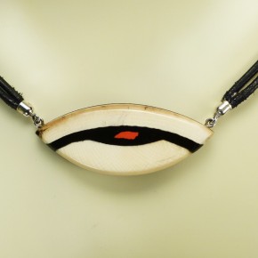 Mammut-Collier mit Koralle