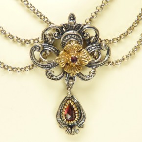 Trachtencollier aus Silber mit Granat