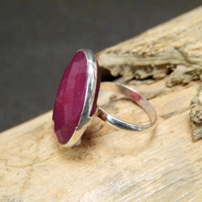 Silberring mit Rubin W 17,8