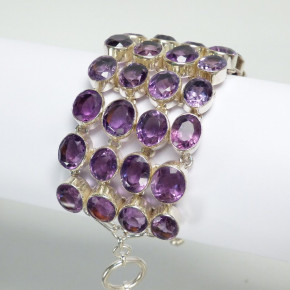 breites Silberarmband mit Amethyst