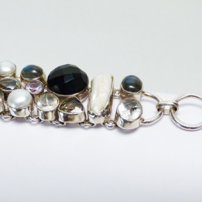 Silberarmband mit echten Steinen