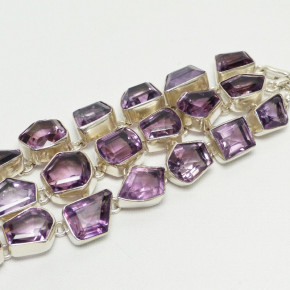 breites Silberarmband mit Amethyst