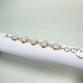 Silberarmband mit Mondsteinen