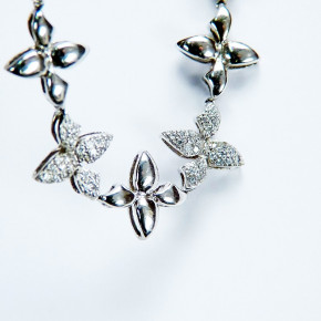 Silber-Collier mit Zirkonia