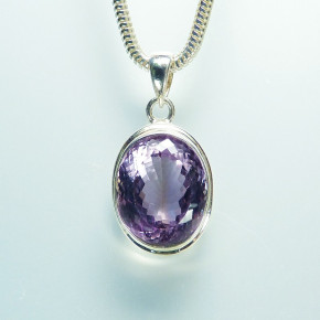 fein facettierter Amethyst in Silber 925/-