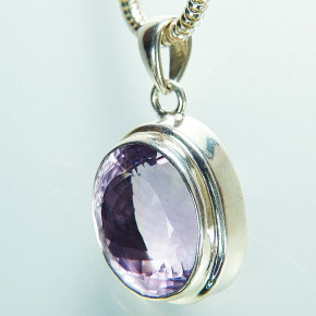 fein facettierter Amethyst in Silber 925/-