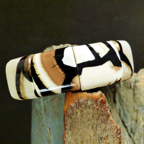 Mammut-Armband mit tollen Färbungen