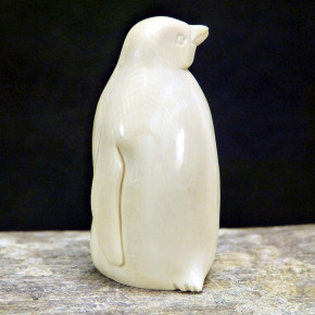 Pinguin aus Mammut-Elfenbein