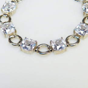 Silberarmband mit weißen Zirkonia