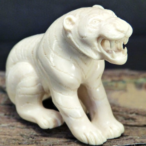 Tiger aus Mammutelfenbein