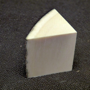 Mammut-Dreikant ca. 42x34x24mm