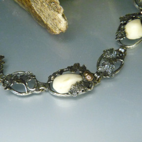 Silberarmband mit Grandeln