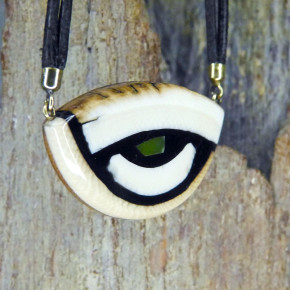 schönes Mammut-Collier mit Jade