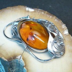 Silberbrosche ART DECO mit Bernstein
