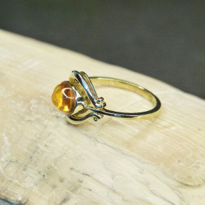 Goldring 333/- mit Bernstein W18,2